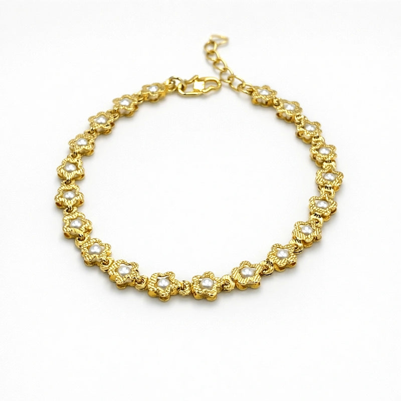 Golden Daisy Pearl Bracelet for women | Kishori anti-tarnish bracelet