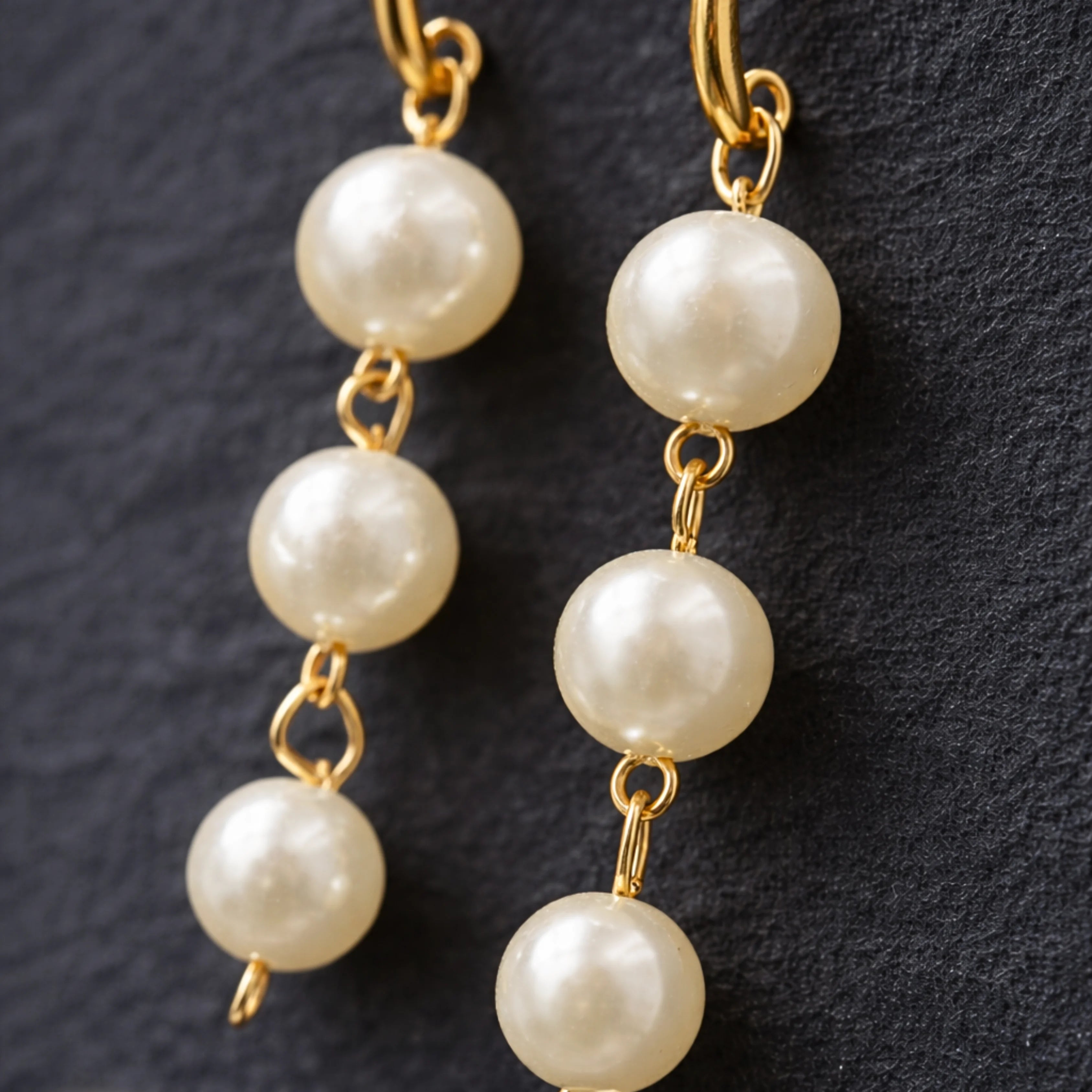 Pearl Dangle Earrings