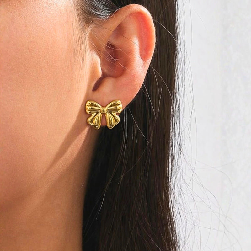 Bow earring for women | Kishori anti-tarnish ring