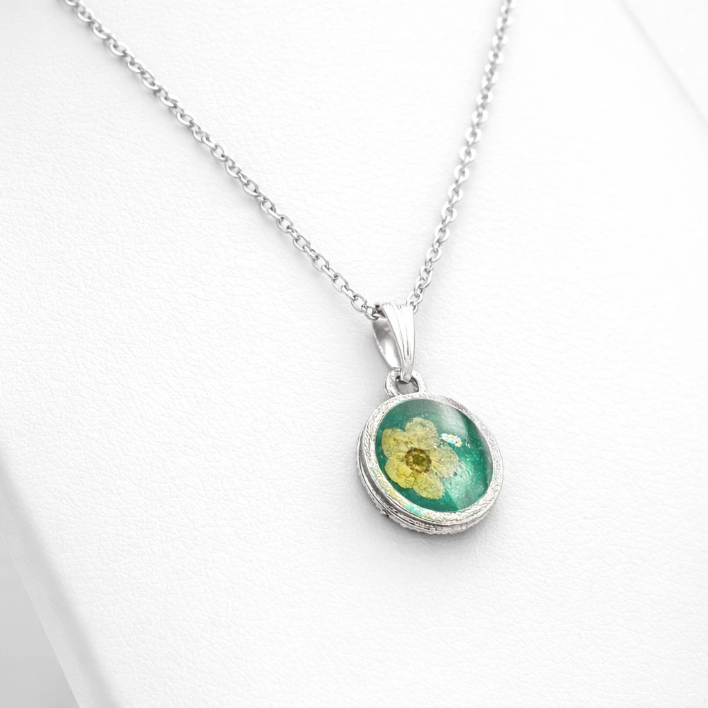 Meadow Bloom Pendant 🌿