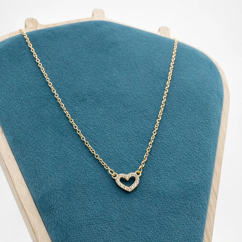 Heart Pendant for women | Kishori anti-tarnish pendant/necklace