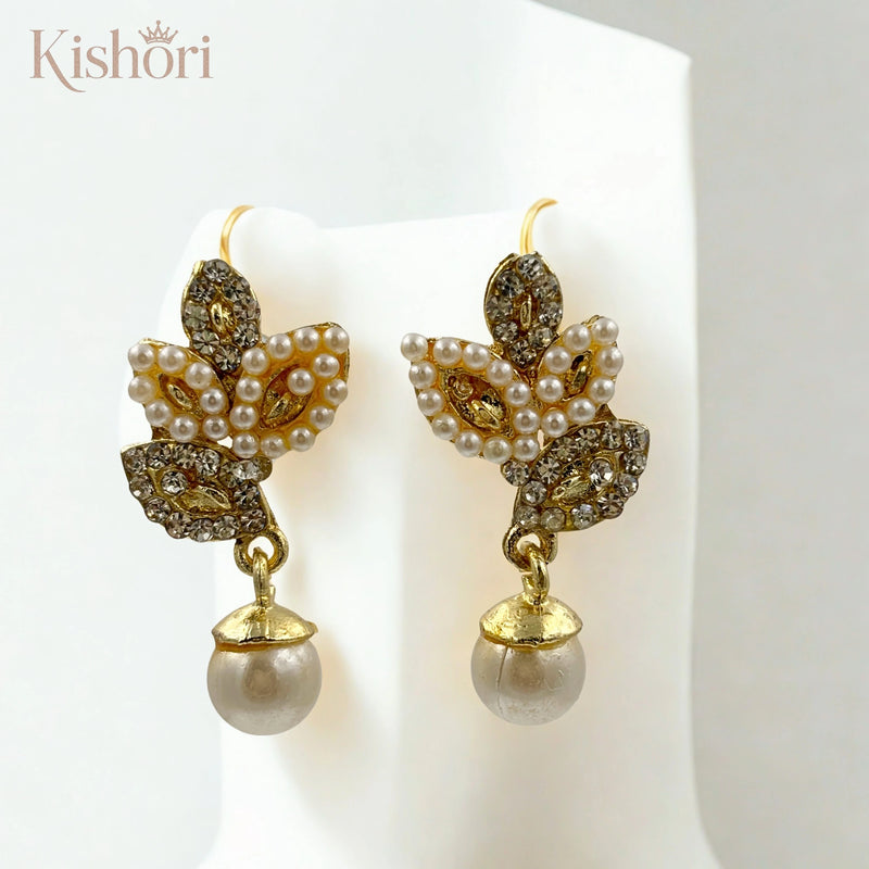 Pearl Aura Petals for women | Kishori anti-tarnish earrings